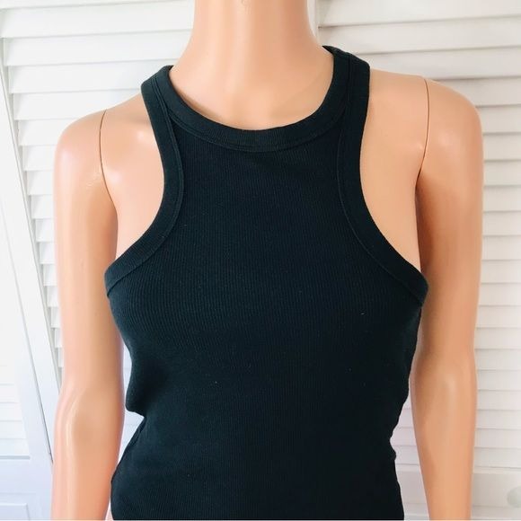 ABERCROMBIE & FITCH Black Ribbed Sleeveless Crop Top Size Medium