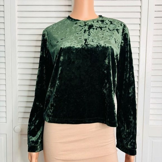 CYNTHIA ROWLEY Green Crushed Velvet Pullover Shirt Size Medium