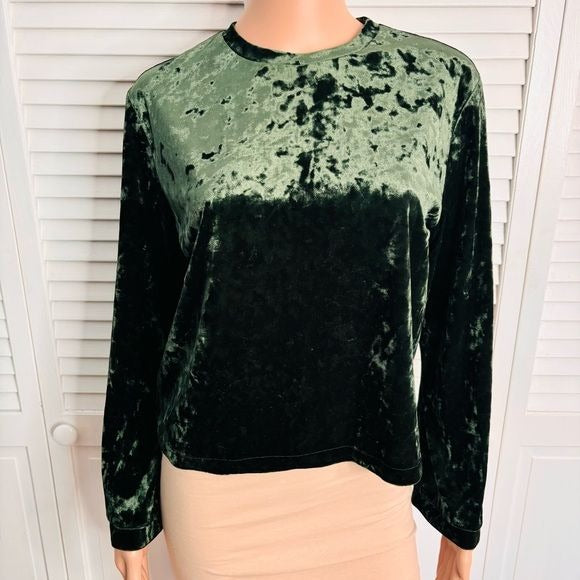 CYNTHIA ROWLEY Green Crushed Velvet Pullover Shirt Size Medium