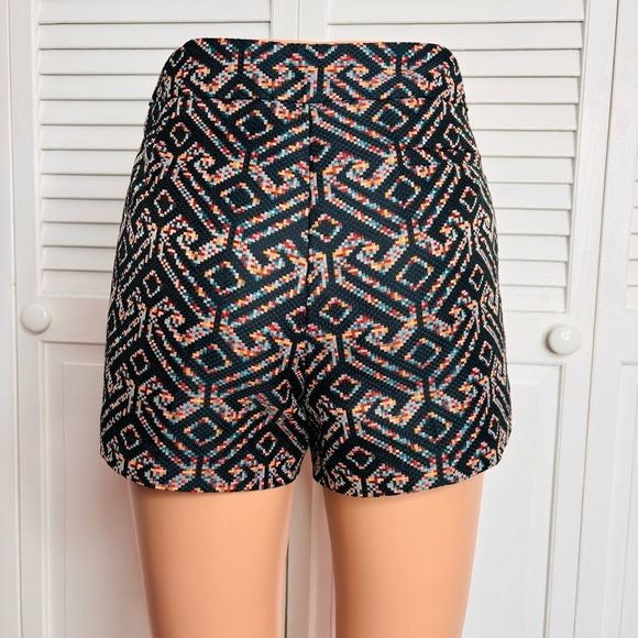 TRINA TURK Multi Navy Jacquard Corbin Shorts Size 8