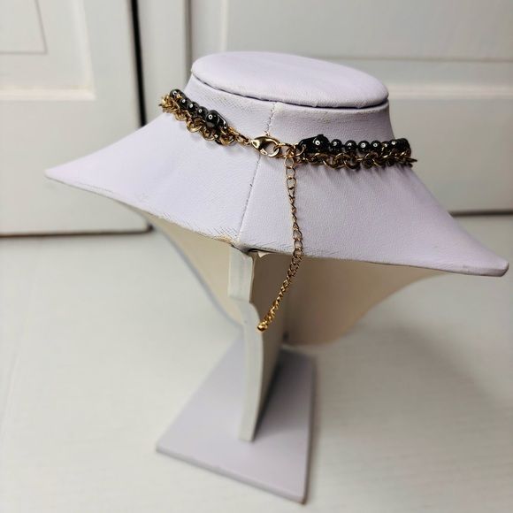 *NEW* ERICA LYONS Gold Gray Necklace