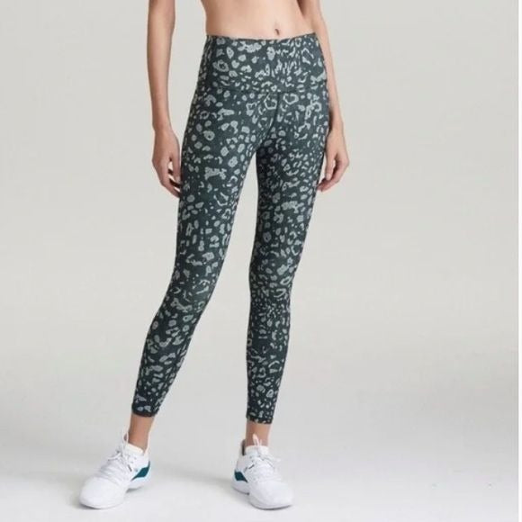 VARLEY Camo Tex Animal Luna Ankle Leggings Size M