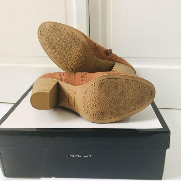 NINE WEST Tan Block Heel Ankle Boots Size 9