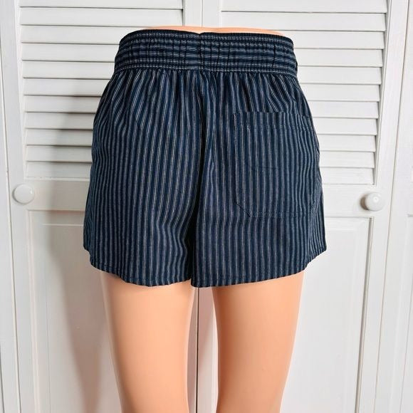 PERFORMANCE APPAREL Striped Shorts Size Large