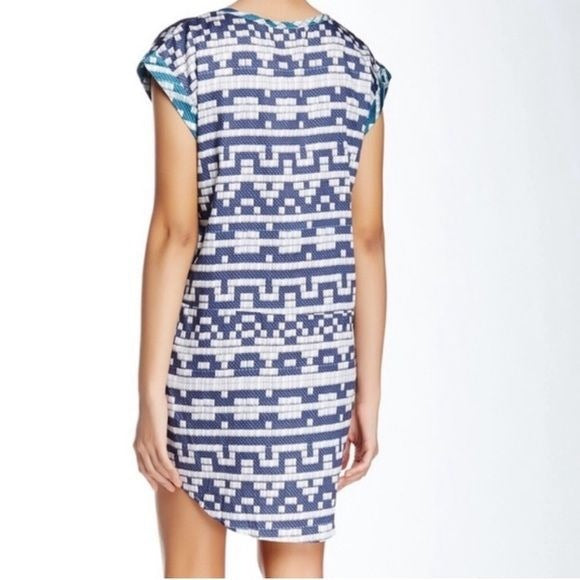 *NEW* TOWNSEN Navy Blue Geometric Print Short Sleeve V-Neck Dress Size S