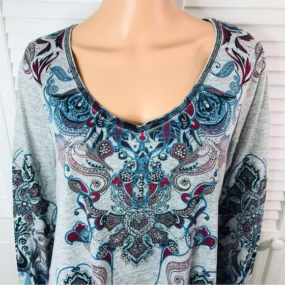 LIVE AND LET LIVE Gray Embellished Lightweight V-Neck Sweater Size 2X