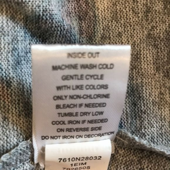 LIVE AND LET LIVE Gray Embellished Lightweight V-Neck Sweater Size 2X