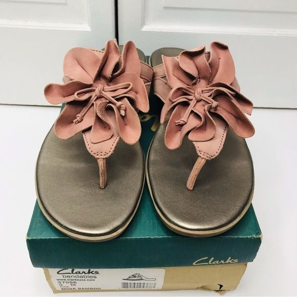 CLARKS Pink Dusk Bamboo Thong Sandals Size 9 *NEW*