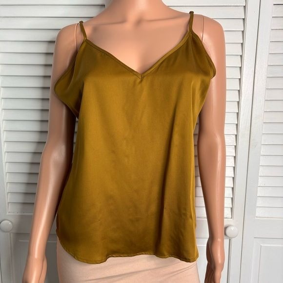 *NEW* ETTITUDE Chamomile Sateen Camisole Size M