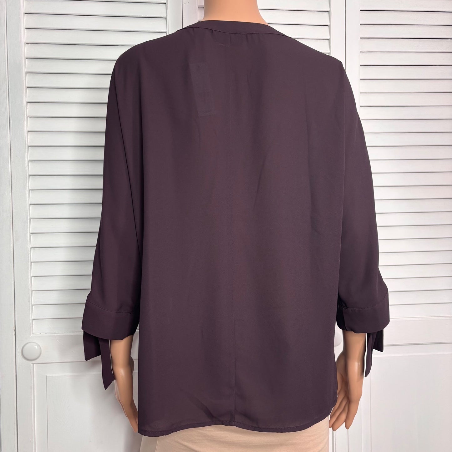 NEW 7TH AVENUE By New York & Company Purple V-Neck Blouse Size Medium