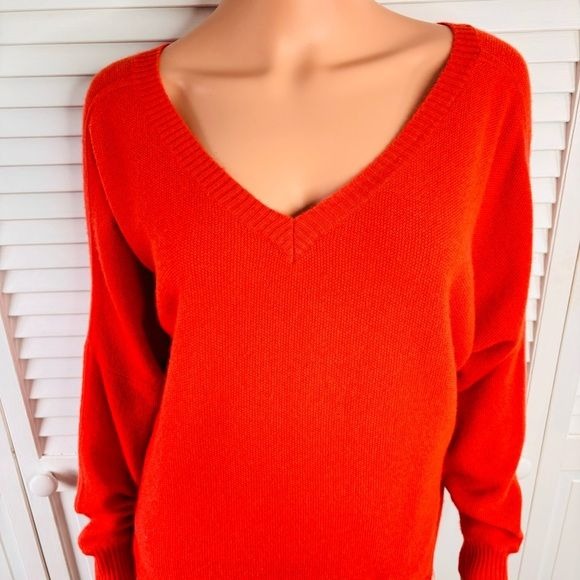 360 CASHMERE Orange V-Neck Oversized Sweater Size Small