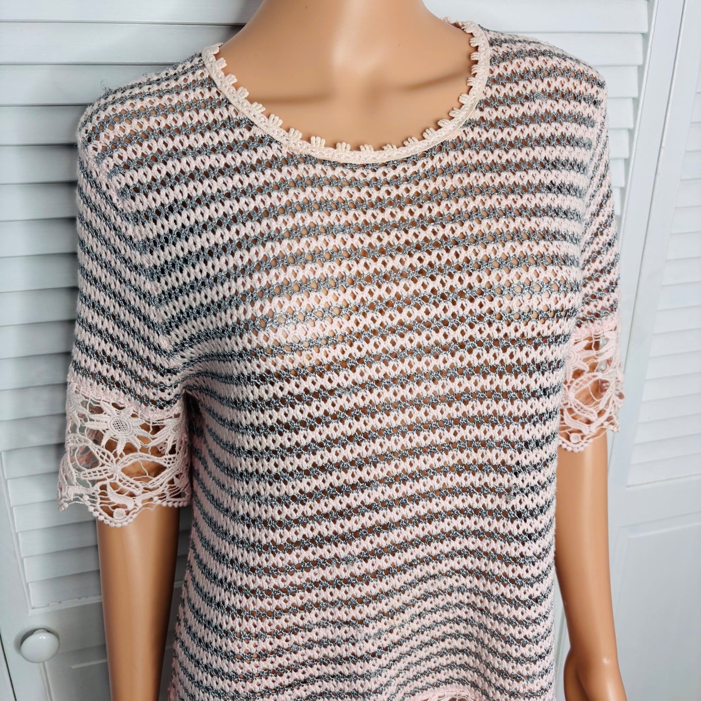 LEO & UGO Short Sleeve Striped Knit Sheer Sweater Size 8