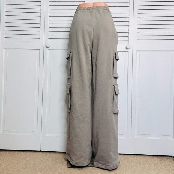 NEW WEWOREWHAT Fleece Cotton Cargo Sweat Pants in Stone Size Small