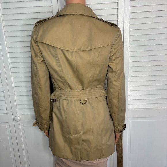 BURBERRY The Sandringham Short Trench Coat Size 4