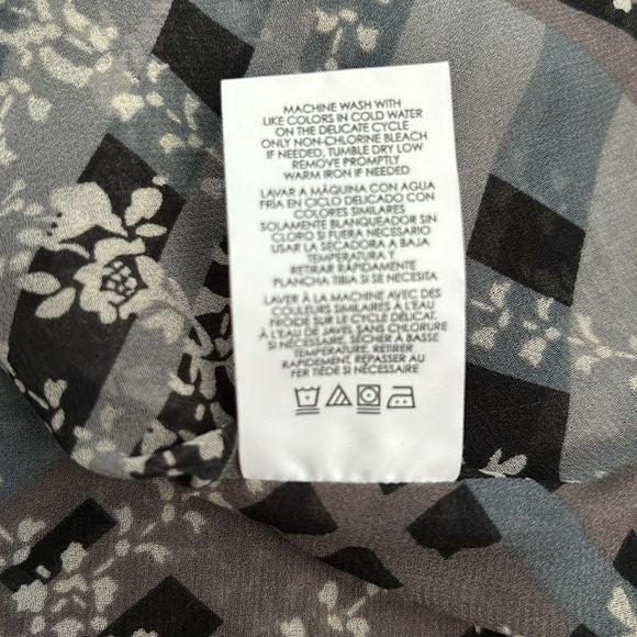 CABI Gray Plaid Sleeveless Graph Blouse Size Large