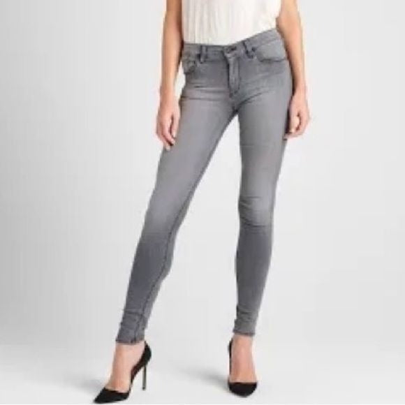 HUDSON Nico Midrise Super Skinny Gray Jeans Size 31