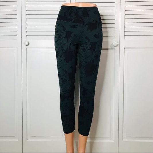 TASC Fall Essential Print Green Leggings Size Medium