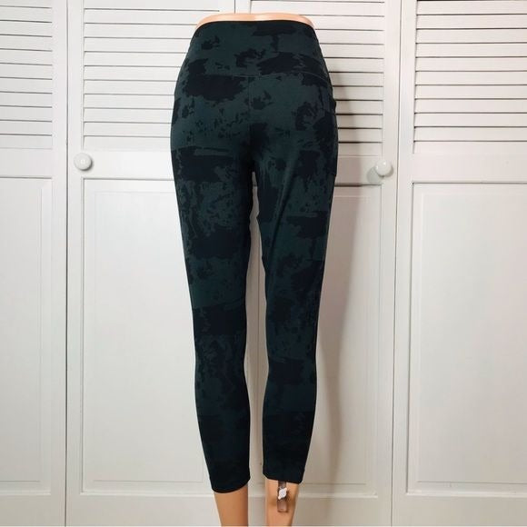 TASC Fall Essential Print Green Leggings Size Medium