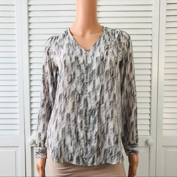 ANN TAYLOR Petite White Long Sleeve Blouse Size XS