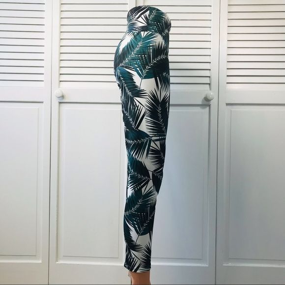 NANETTE LAPORE Green White Leaf Print Leggings Size L