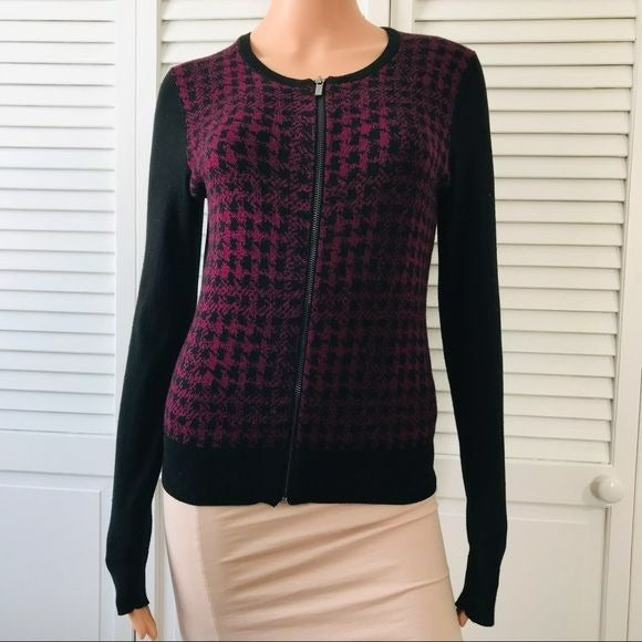 ANN TAYLOR Red Black Houndstooth Full Zip Sweater