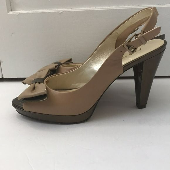 ANNE KLEIN Beige Bronze Bow Heels Size 6.5M