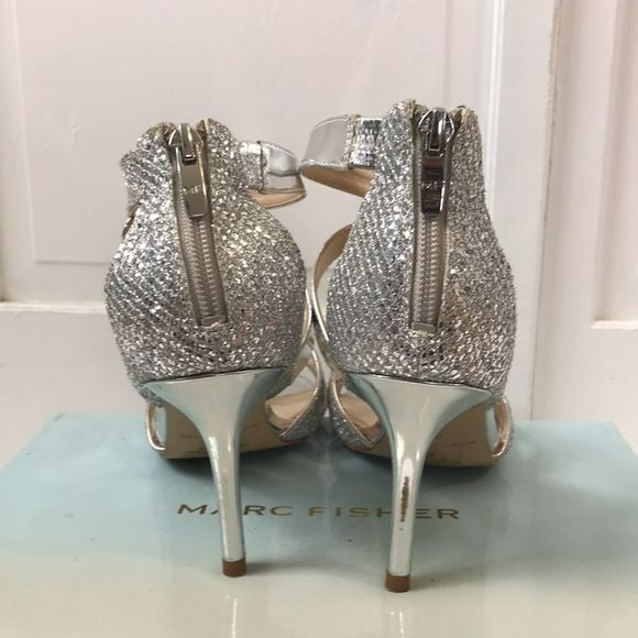 MARC FISHER Silver Glitter Lexcie2 Dress Sandals Size 8M