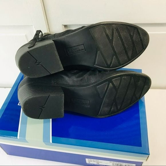 WHITE MOUNTAIN Black Dalilah Ankle Boot Size 9M