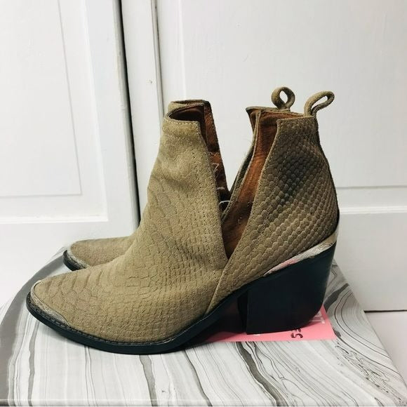 JEFFREY CAMPBELL Cromwell Khaki Matte Snake Pointed Toe Cowboy Boots Size 6