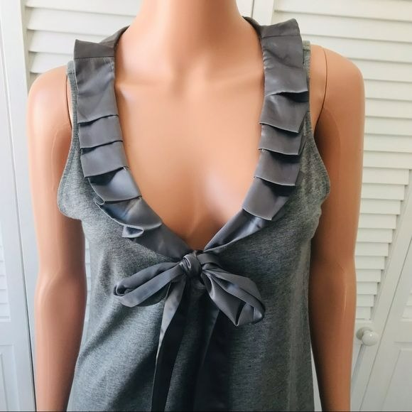 NEW YORK & COMPANY V-Neck Tank Top