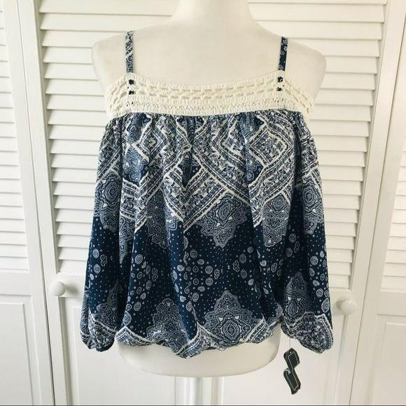 *NEW* A. BYER Cold Shoulder Top Size M