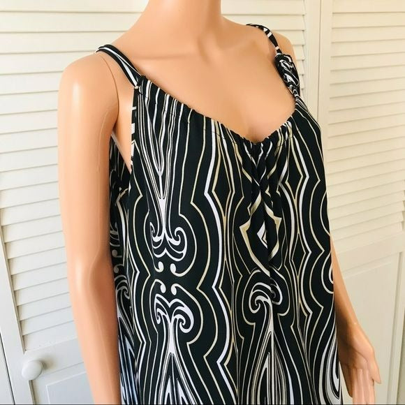 WHITE HOUSE BLACK MARKET Black Graphic Print Holiday Shift Dress