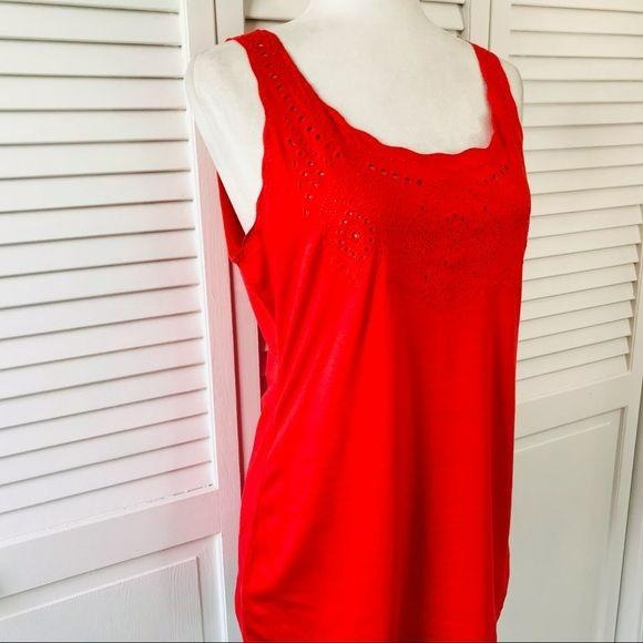 ANN TAYLOR Embroidered Tank Top Size L