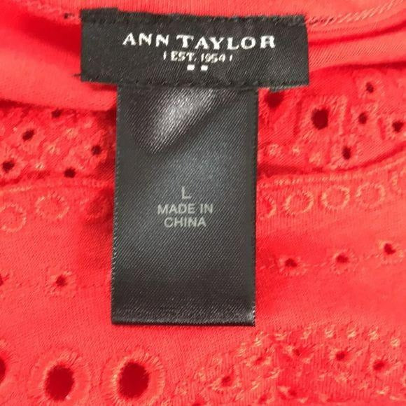 ANN TAYLOR Embroidered Tank Top Size L
