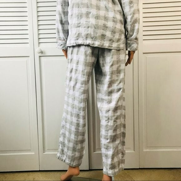 CHARTER CLUB Gray White Plaid Pajama Set Size M