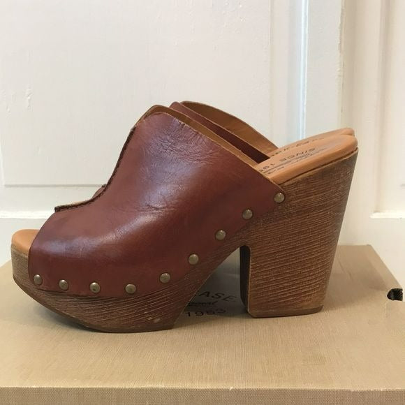 KORK-EASE Tan Deanna Chunky Leather Clog Sandals Size 7