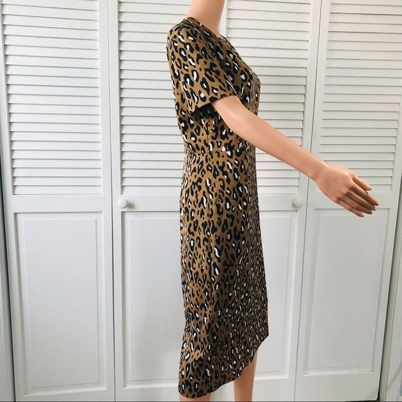 DIANE VON FURSTENBERG Leopard Print Short Sleeved Shift Dress Size 8