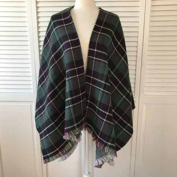 COLLECTIONEIGHTEEN Reversible Plaid Wrap
