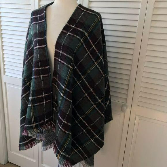 COLLECTIONEIGHTEEN Reversible Plaid Wrap