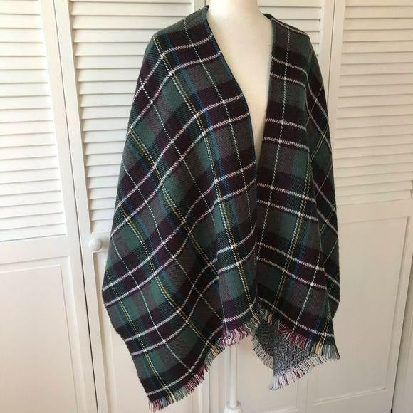 COLLECTIONEIGHTEEN Reversible Plaid Wrap