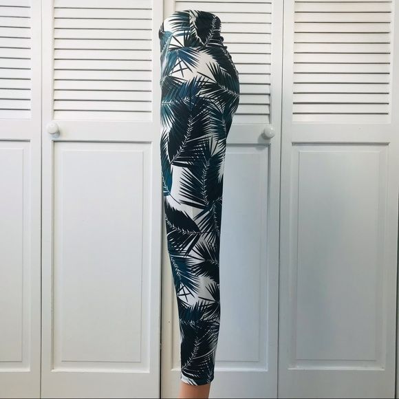 NANETTE LAPORE Green White Leaf Print Leggings Size L