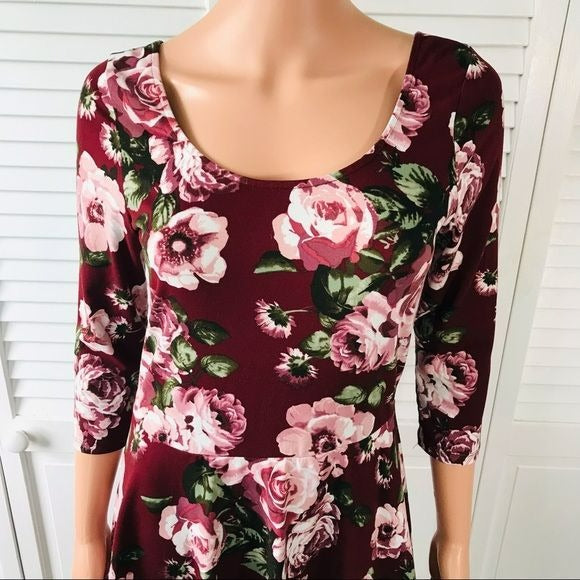 BY BY Burgundy Floral Criss Cross Back Dress Size L