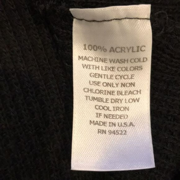CLOSET SPACE Black Cut-Out Front Acrylic Sweater Size L