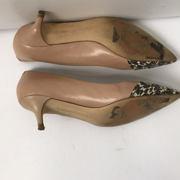 IVANKA TRUMP Beige Snakeskin Panel Kitten Heels Size 6.5M