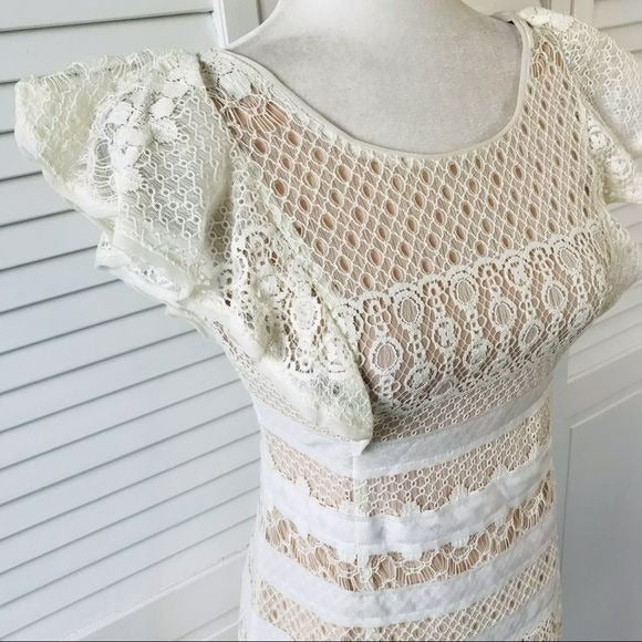 BCBGMAXAZRIA White Combo Renata Lace Sheath Cocktail Dress