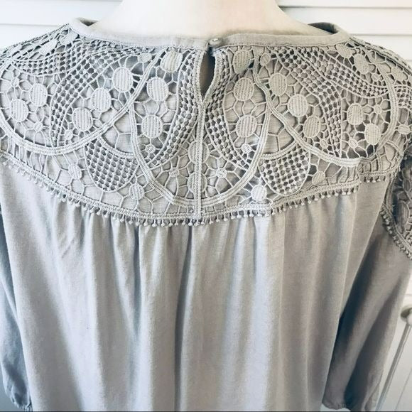J. JILL Gray Scoop Neck 3/4 Sleeve Shirt