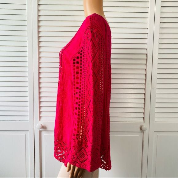 BLUE TASSEL By Anthropologie Bright Pink Boho Crochet Shavonne Top Size M