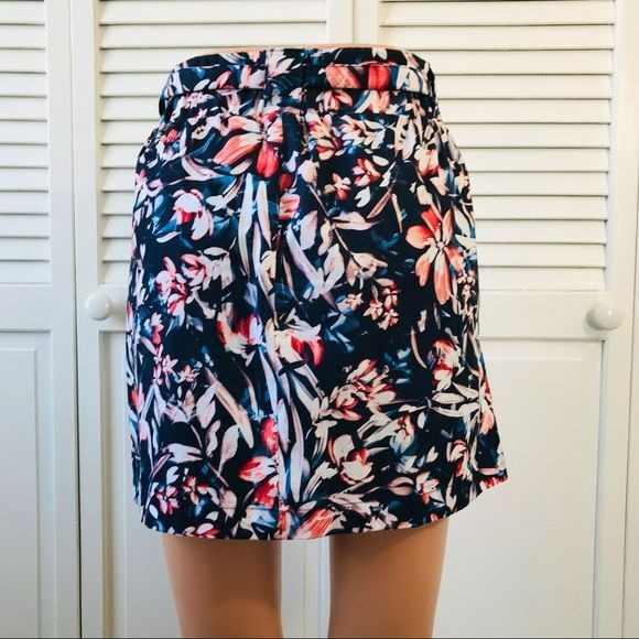 ST. JOHN’S BAY Active Navy Blue Floral Skort Size PS