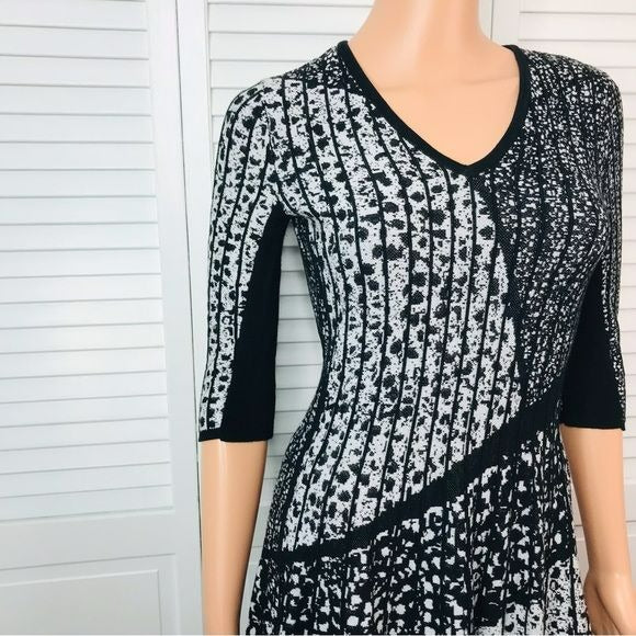 NIC + ZOE Ribbed V-Neck Sweater Dress Size XS