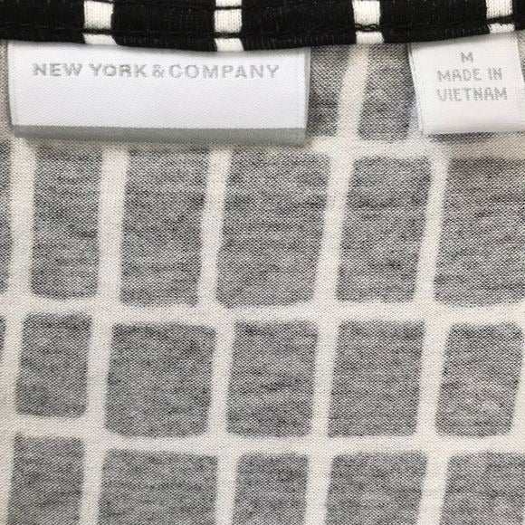 NEW YORK & COMPANY Black White Tank Top